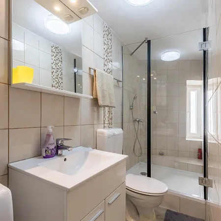 Riva Promenade Holiday home Split