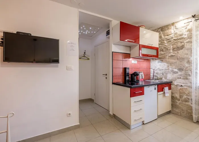 Riva Promenade Feriehus Split